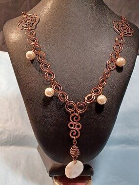 Rose Gold / Copper Y Dangle Necklace with Roses & Pearls